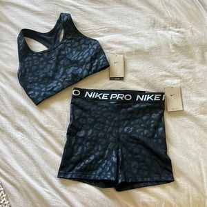 Nike Dri-fit Set - Sz M